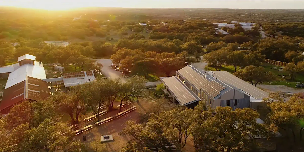 Mini-documentário sobre a Jester King Brewery