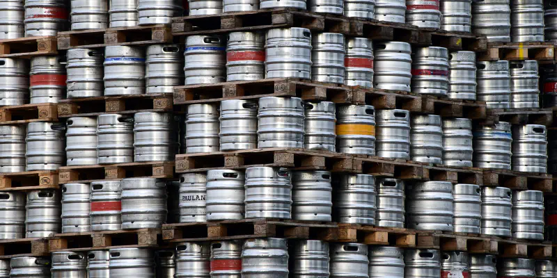 Pandemia deixa milhões de barris de cerveja fora do prazo